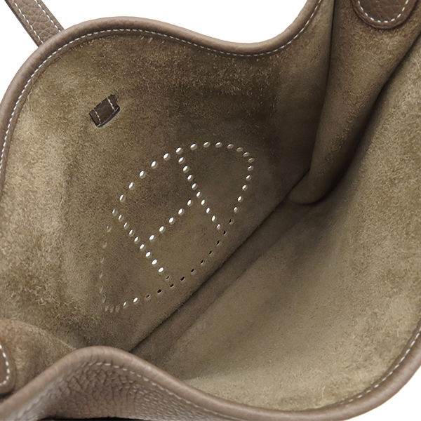 エヴリン3 PM - 10