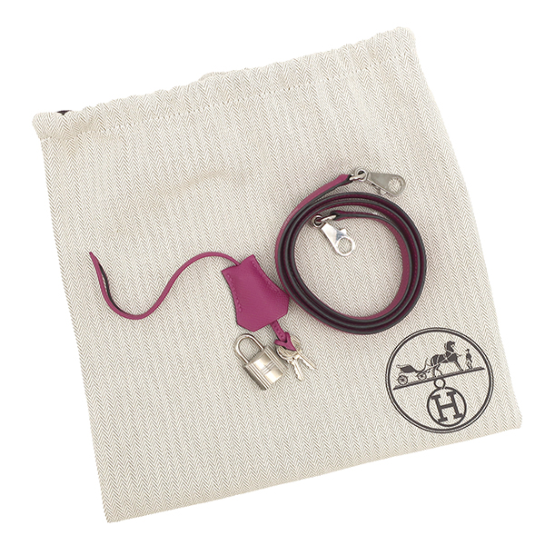 Kelly 28, external stitching - 11