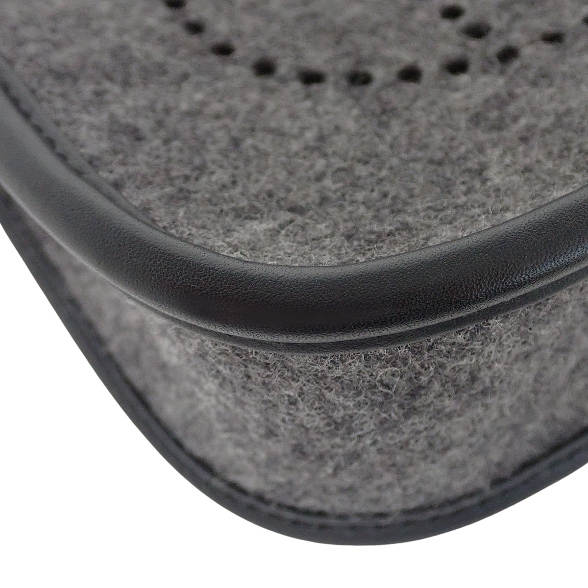 伊芙琳-亚马逊 TPM - 6